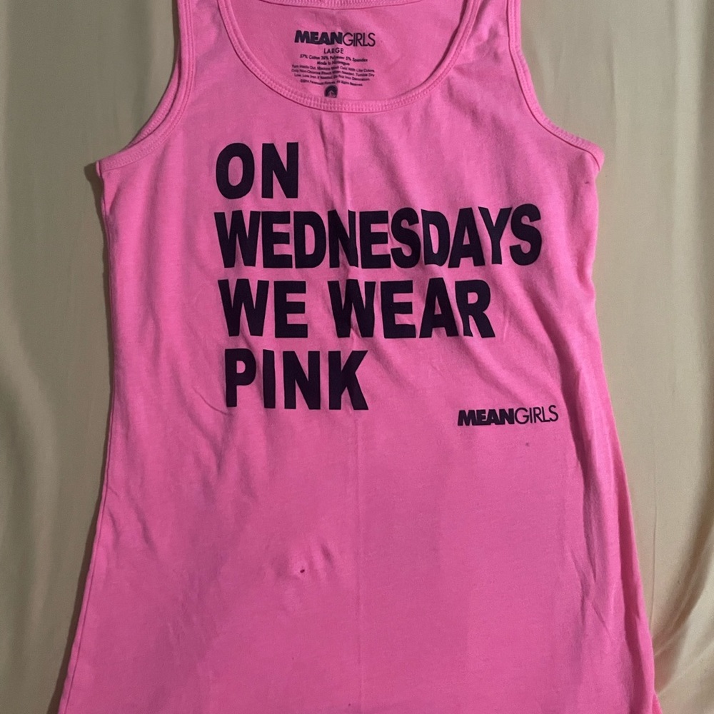 Women’s Mean Girls Muscle Tank “On Wednesdays We Wear Pink” Size L